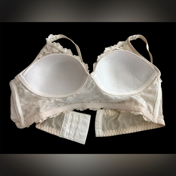 MAIDENFORM 36A Ivory Bralette. EUC - Picture 2 of 4